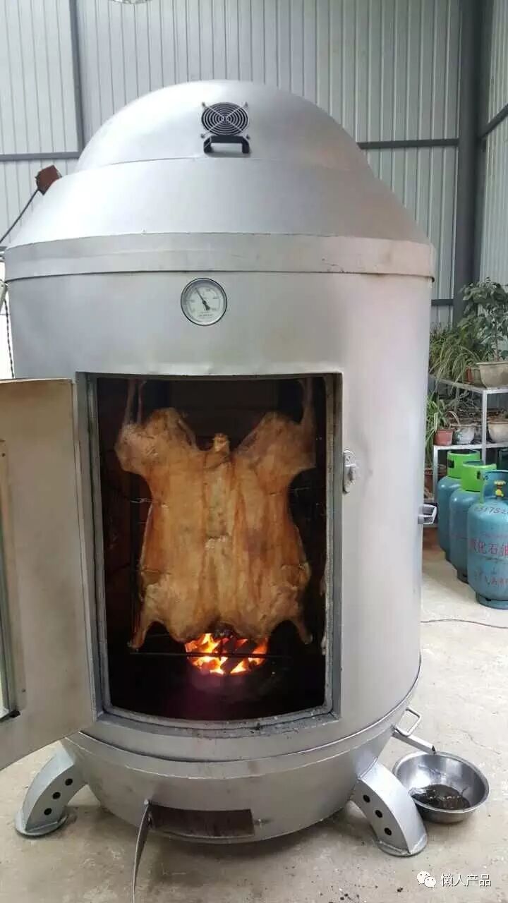 全新一代烤全羊焖炉特点:健康采用中心置火,油水分离设计,羊肉烤出的
