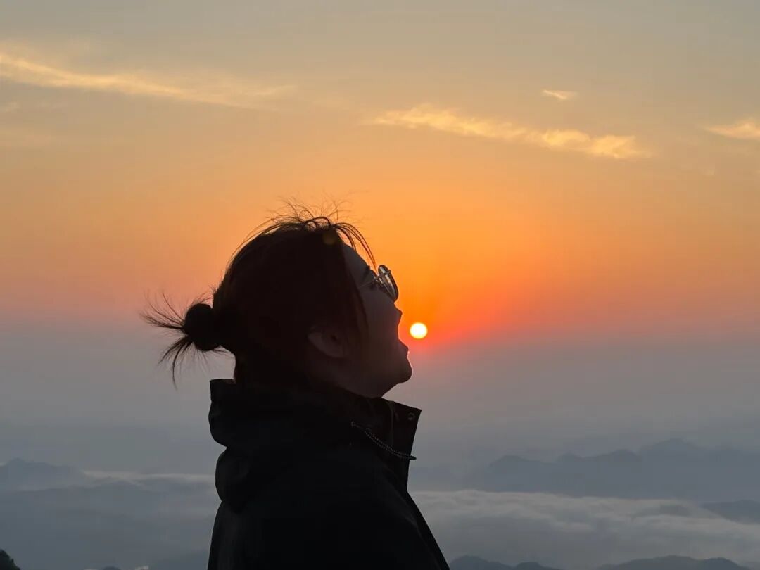 来金寨,邂逅绝美日出云海,追逐极致浪漫
