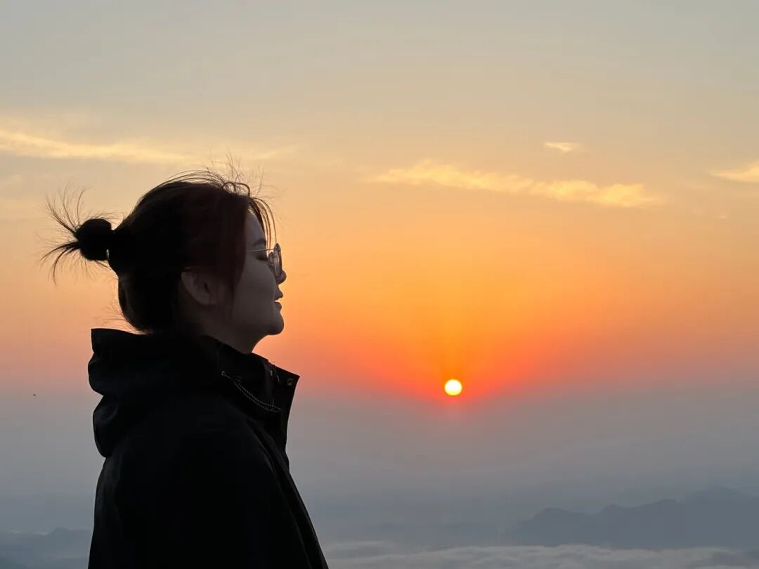 来金寨,邂逅绝美日出云海,追逐极致浪漫