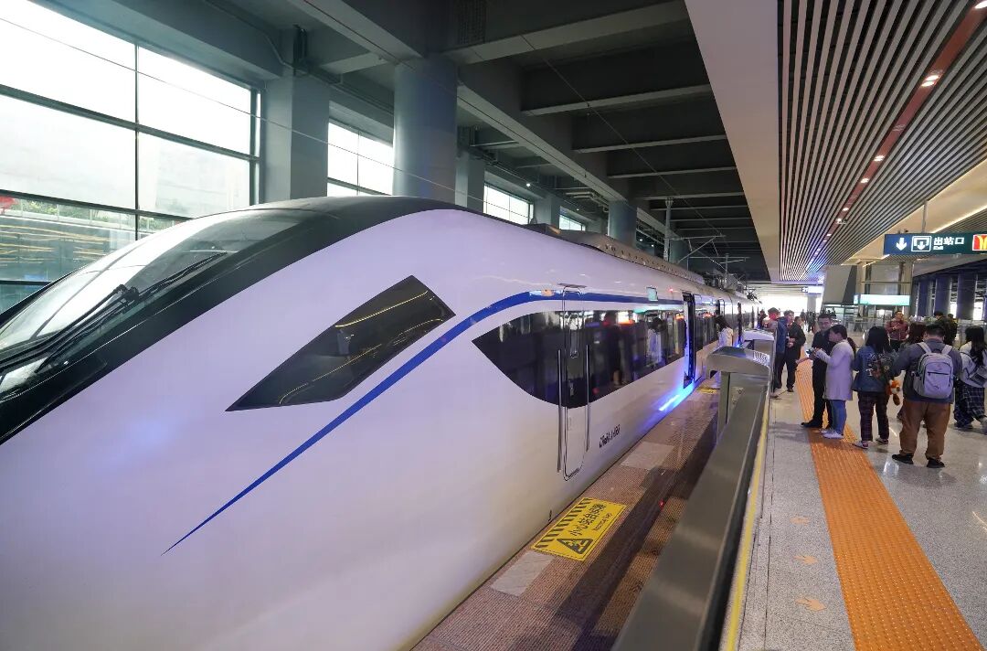 2026年1月28日，广清城际南延线正式开通运营，清城站到广州白云站最快34分钟直达。清远日报记者 刘淑芳 摄.JPG