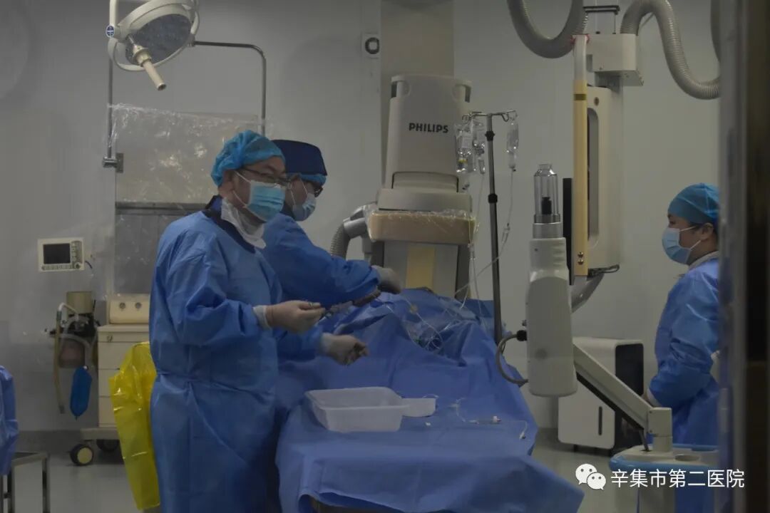 介入怎么进导管带您了解介入导管室的一天！_https://www.jmylbn.com_新闻资讯_第7张
