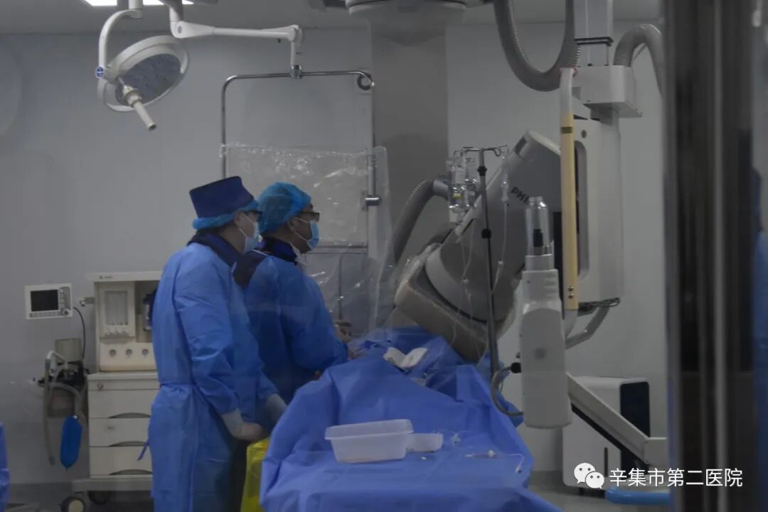 介入怎么进导管带您了解介入导管室的一天！_https://www.jmylbn.com_新闻资讯_第1张