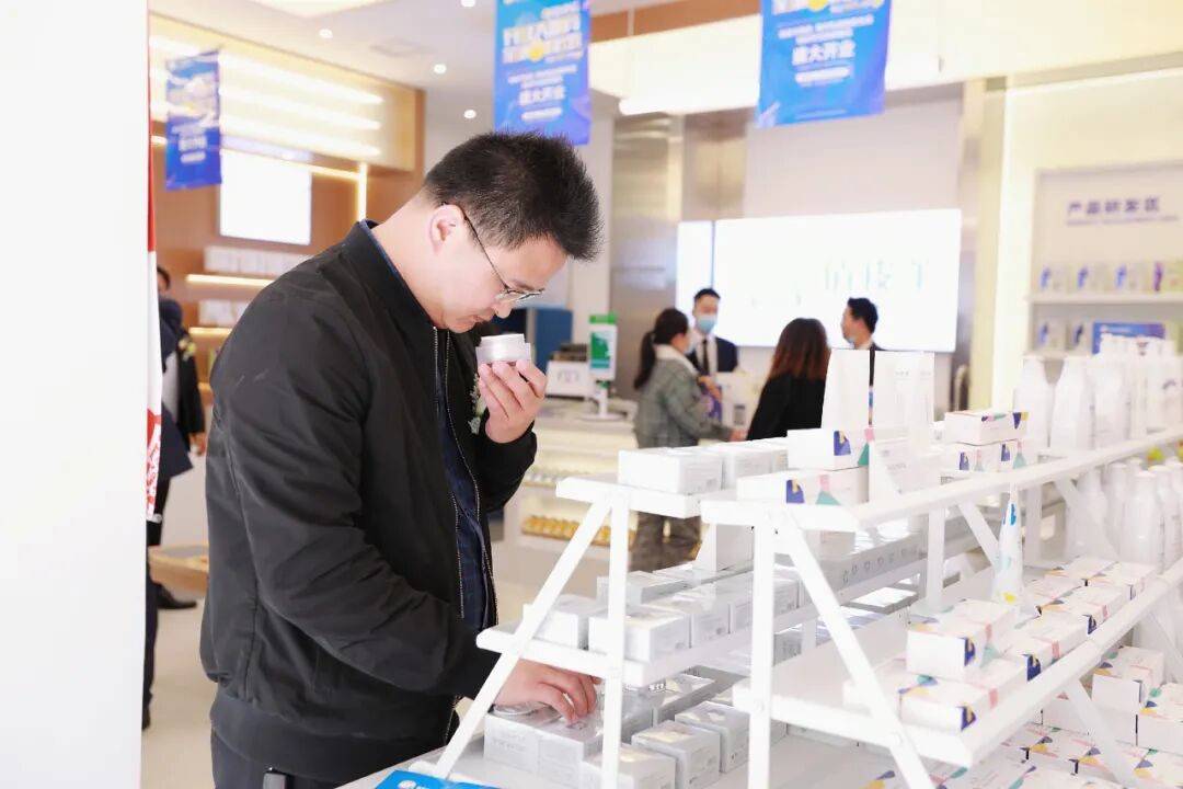 亲鉴臻贵,蓄势扬帆,俏皮羊北辰旗舰店盛大开业! 亲鉴臻贵,蓄势扬帆,俏皮羊北辰旗舰店盛大开业!