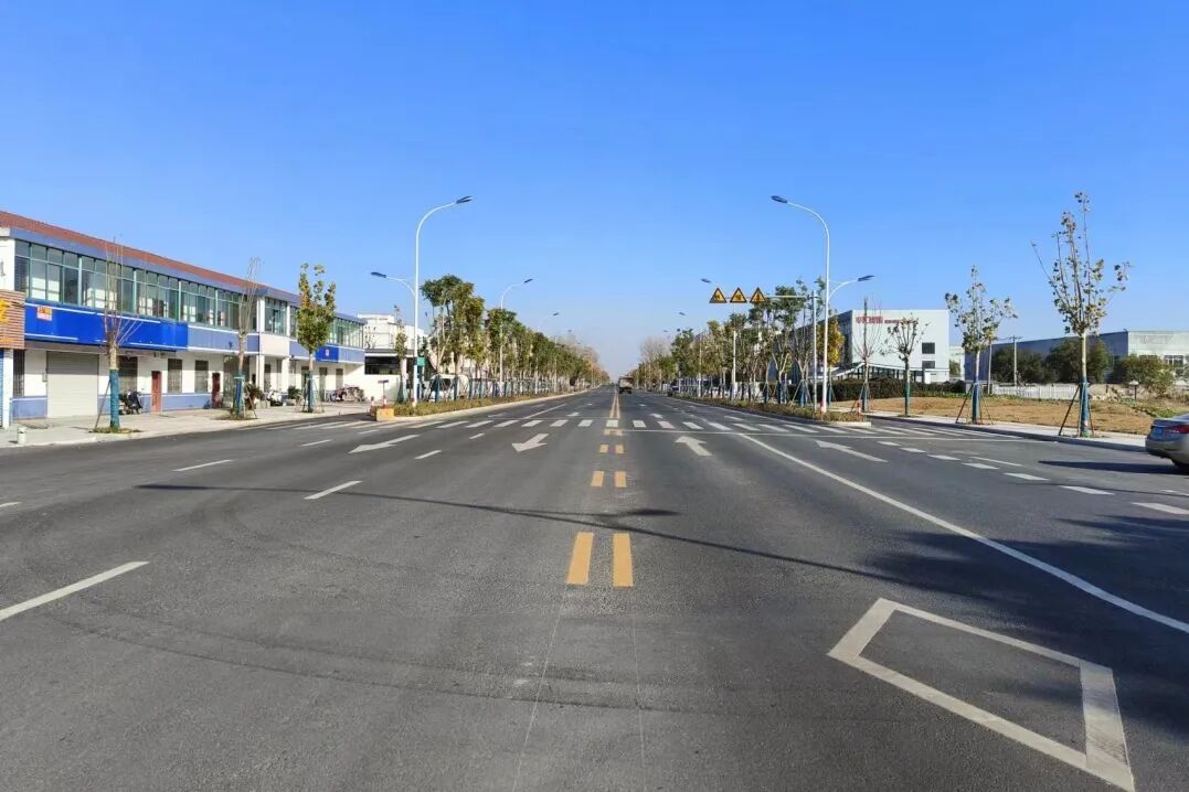 洋江路(中兴大道—越兴路段)统筹推进杭绍甬智慧高速滨海段,越东路