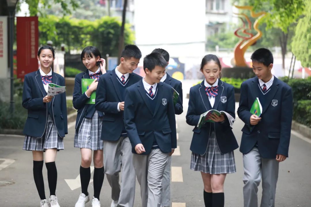 西川中学附属小学图片