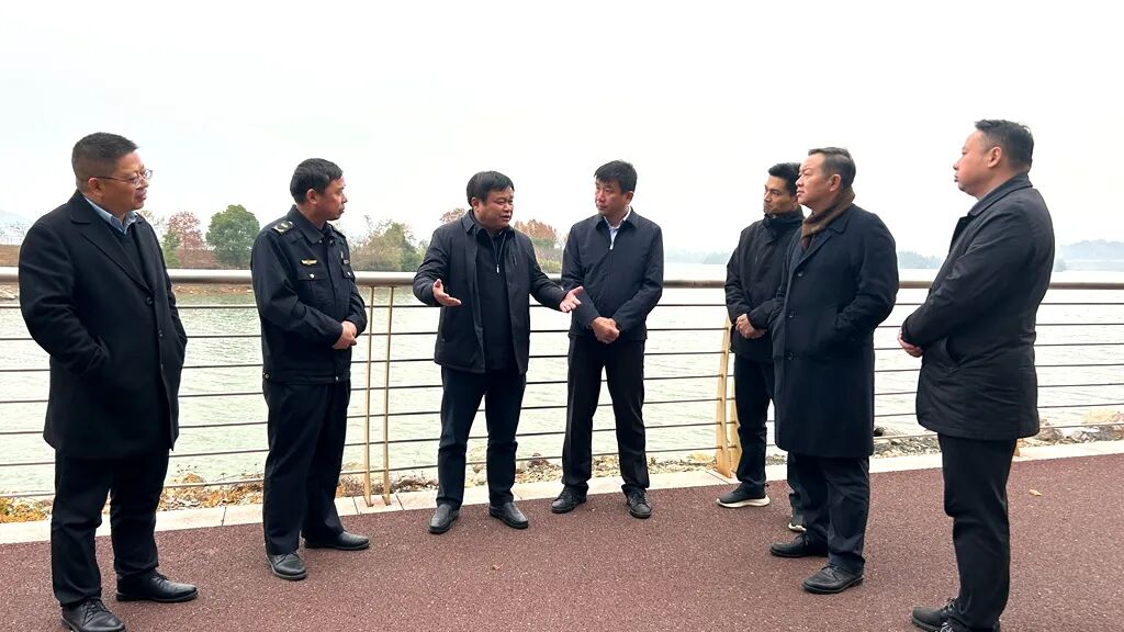 容长贵来武宁县调研修河流域水质提升工作
