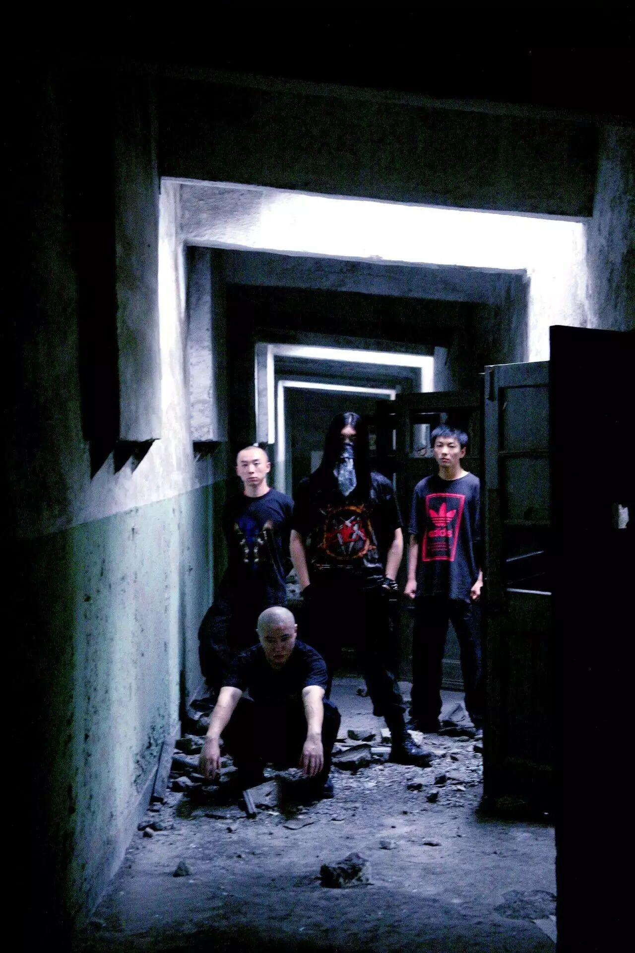 极恶匪帮,蟠天际地十七载中国碾核死亡金属传奇:猝死乐队专访!