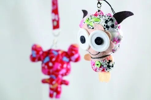 光圈模糊背景大怎么办_光圈越大背景越模糊吗_光圈模糊背景大还是小