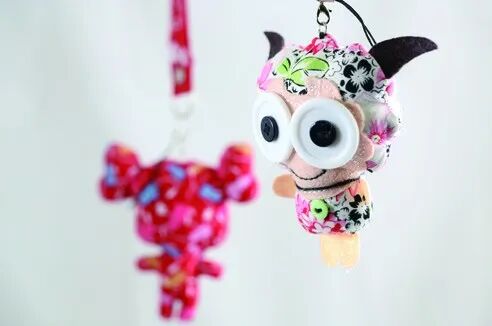 光圈模糊背景大还是小_光圈模糊背景大怎么办_光圈越大背景越模糊吗