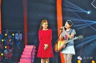 老家唱歌曲原唱是谁_老家演唱视频_老家歌曲原唱