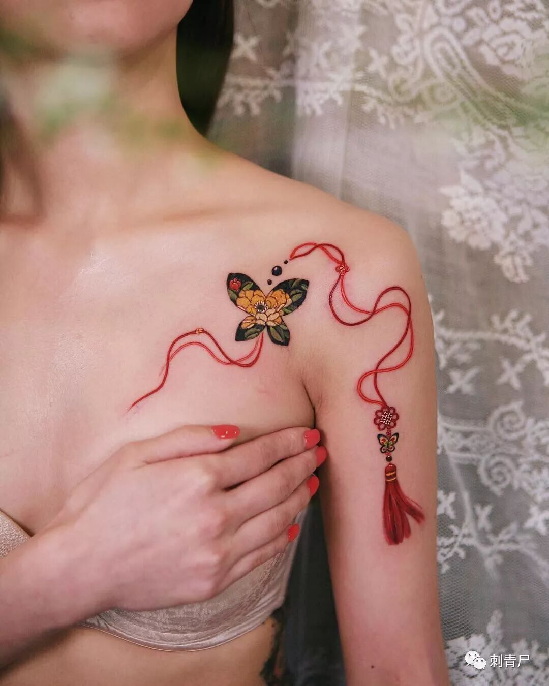 美人执扇风花醉春霭浓浓散香尘 刺青尸 微信公众号文章阅读 Wemp