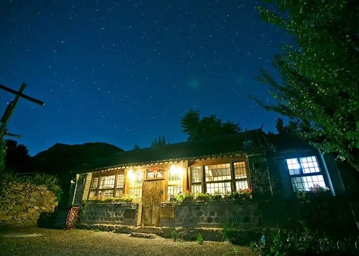 756起燕山深處小庭院,包雙餐,醉臥雲水間賞初夏繁星