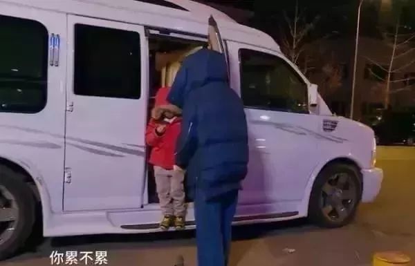 父母爱孩子图片素材_父母对孩子寄语和爱_父母如何爱孩子总结