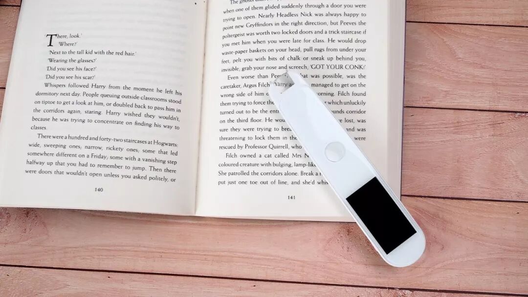 网易有道词典笔怎么用_网易英语有道词典_百度扫一扫识别字体