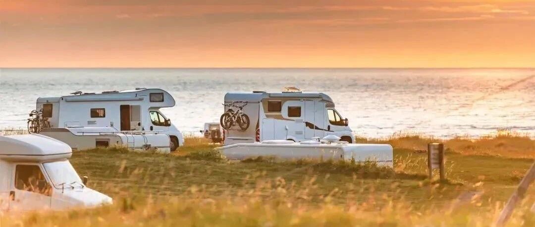 懒人福音！用躺平旅行的方式打开新疆，这份房车露营地名单请收好！