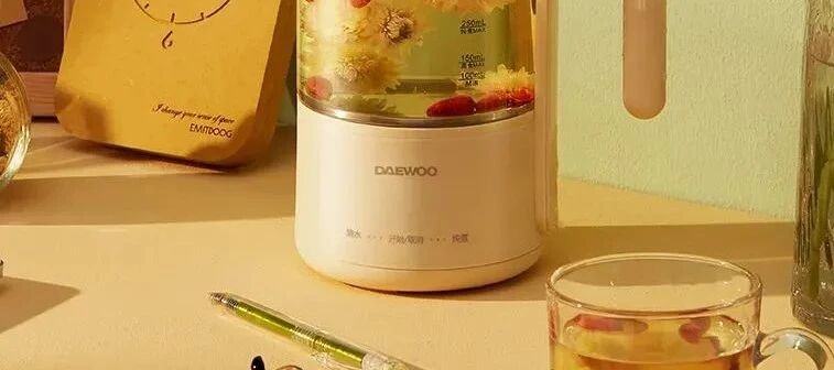 冬季保养硬刚需！一台顶多台的养生壶，能煮能炖能保温，提升幸福感全靠它！