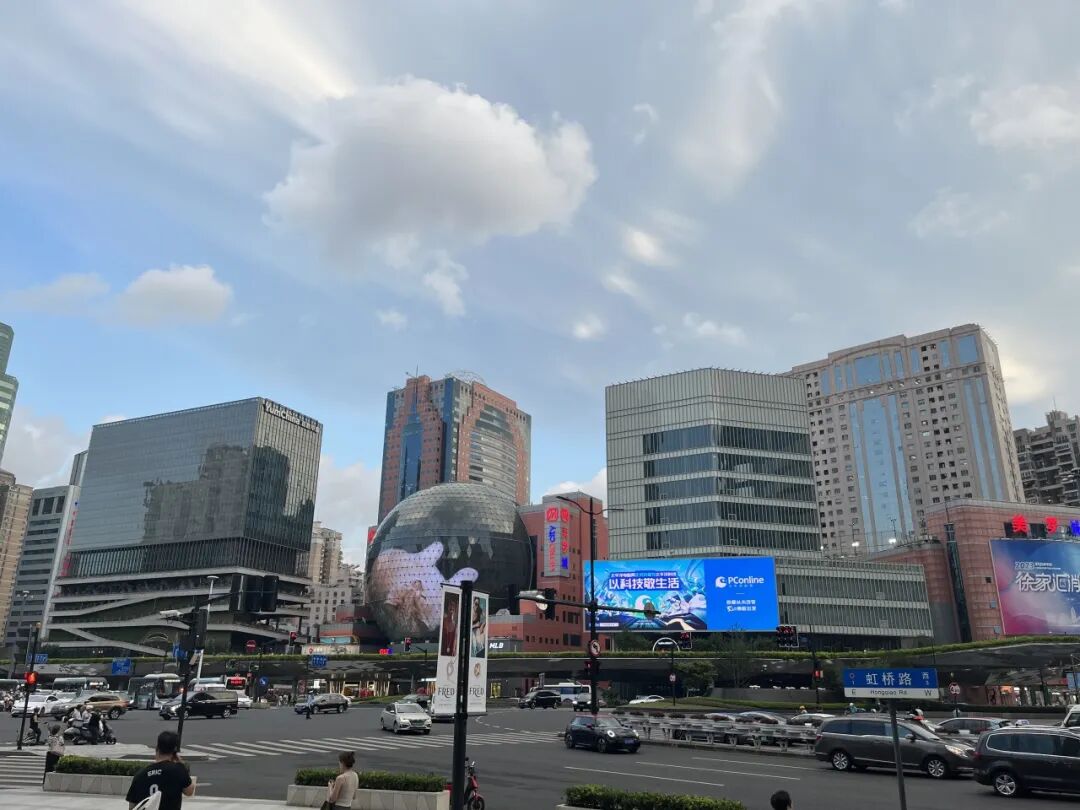 徐家汇办公楼itc周边商业体港汇恒隆广场,上海太平洋百货,上海六百