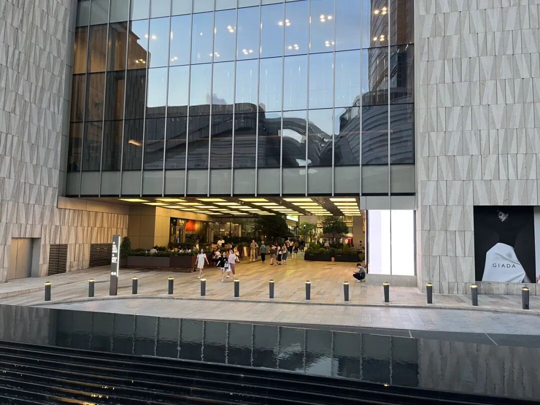 浦西第一高楼写字楼-徐家汇中心itc