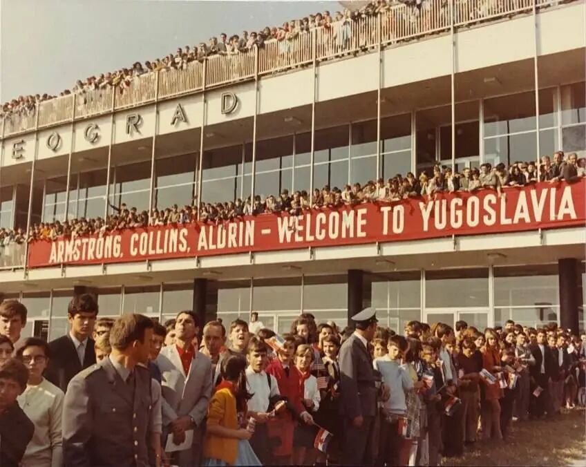 apollo_11_giantstep_world_tour_belgrade_airport_from_collins_fb
