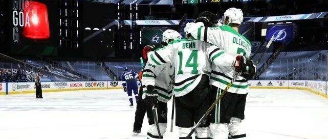 NHL总决赛 星队4-1闪电拿下开门红 宇宙电究竟怎么了？