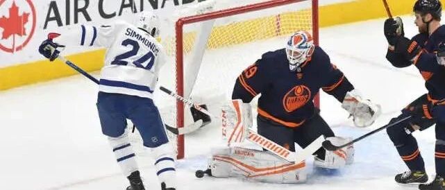 得分王大战德少空砍两球 豪华强打部队建功枫叶取4连胜