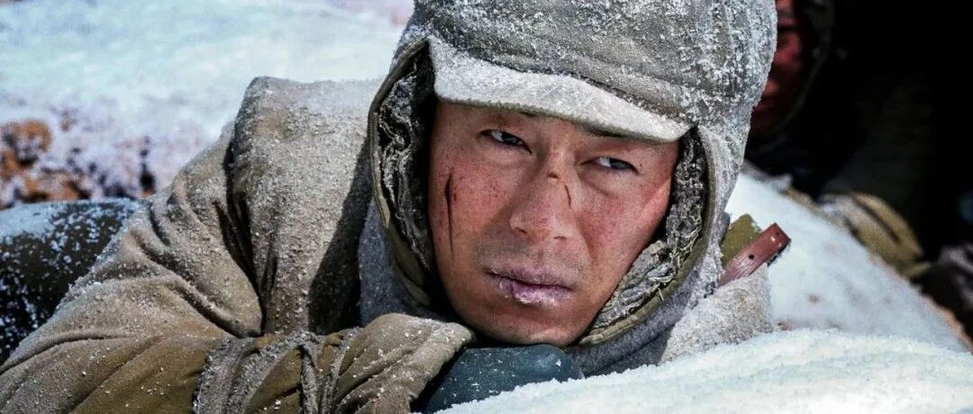 《长津湖》到底哪场戏让朱亚文这辈子都不会忘？｜专访