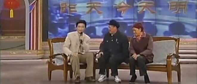 先别急着嘲，当年他们不也被吐槽低俗没内涵吗？