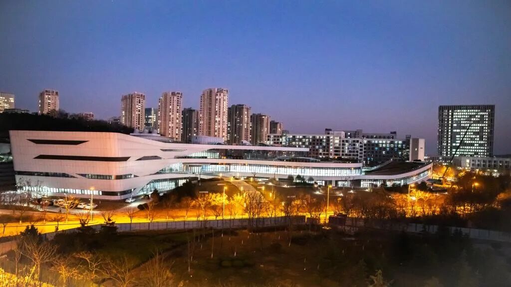 云南農(nóng)業(yè)大學分數(shù)線及位次_云南農(nóng)業(yè)大學各專業(yè)錄取分數(shù)_2024年云南農(nóng)業(yè)大學西校區(qū)錄取分數(shù)線（所有專業(yè)分數(shù)線一覽表公布）