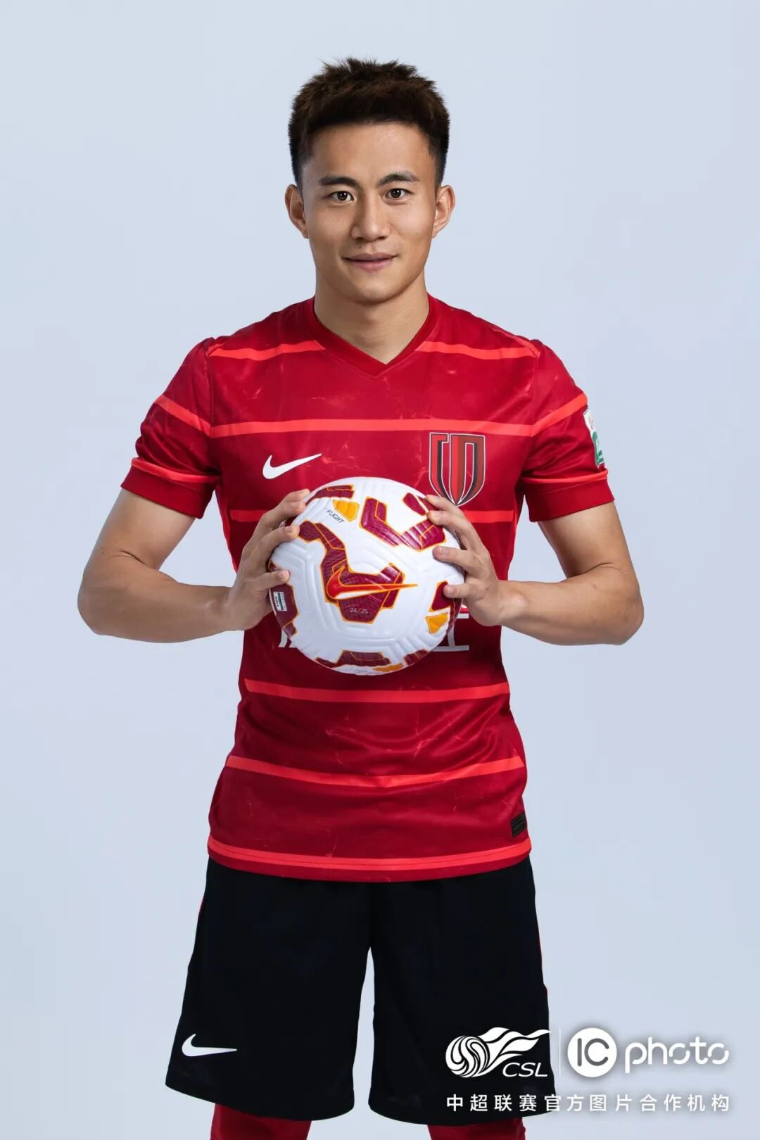 【体育资讯】球员动态丨球员甘超、李扬、胡荷韬完成续约！