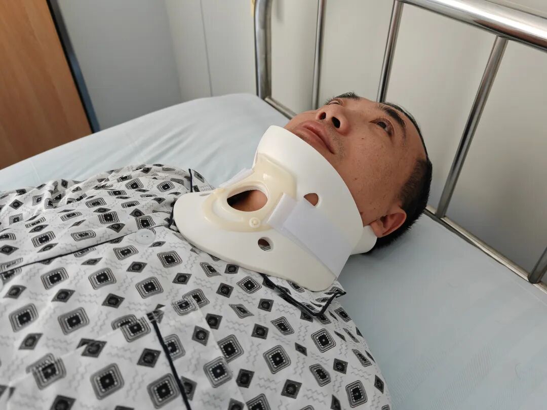 医用颈托怎么戴【榆医科普】指南 ｜ 佩戴颈托的正确示范_https://www.jmylbn.com_新闻资讯_第6张