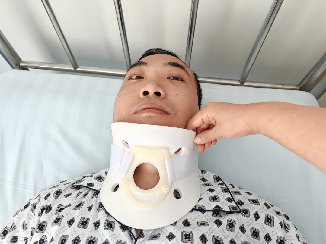 医用颈托怎么戴【榆医科普】指南 ｜ 佩戴颈托的正确示范_https://www.jmylbn.com_新闻资讯_第7张