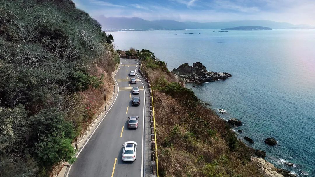 普吉島太遠！錯峰遊三亞小眾海島，自駕「小加州」最美濱海公路，獨攬6公里白沙灘，玩水沖浪免稅店買買買超嗨！ 旅遊 第14張