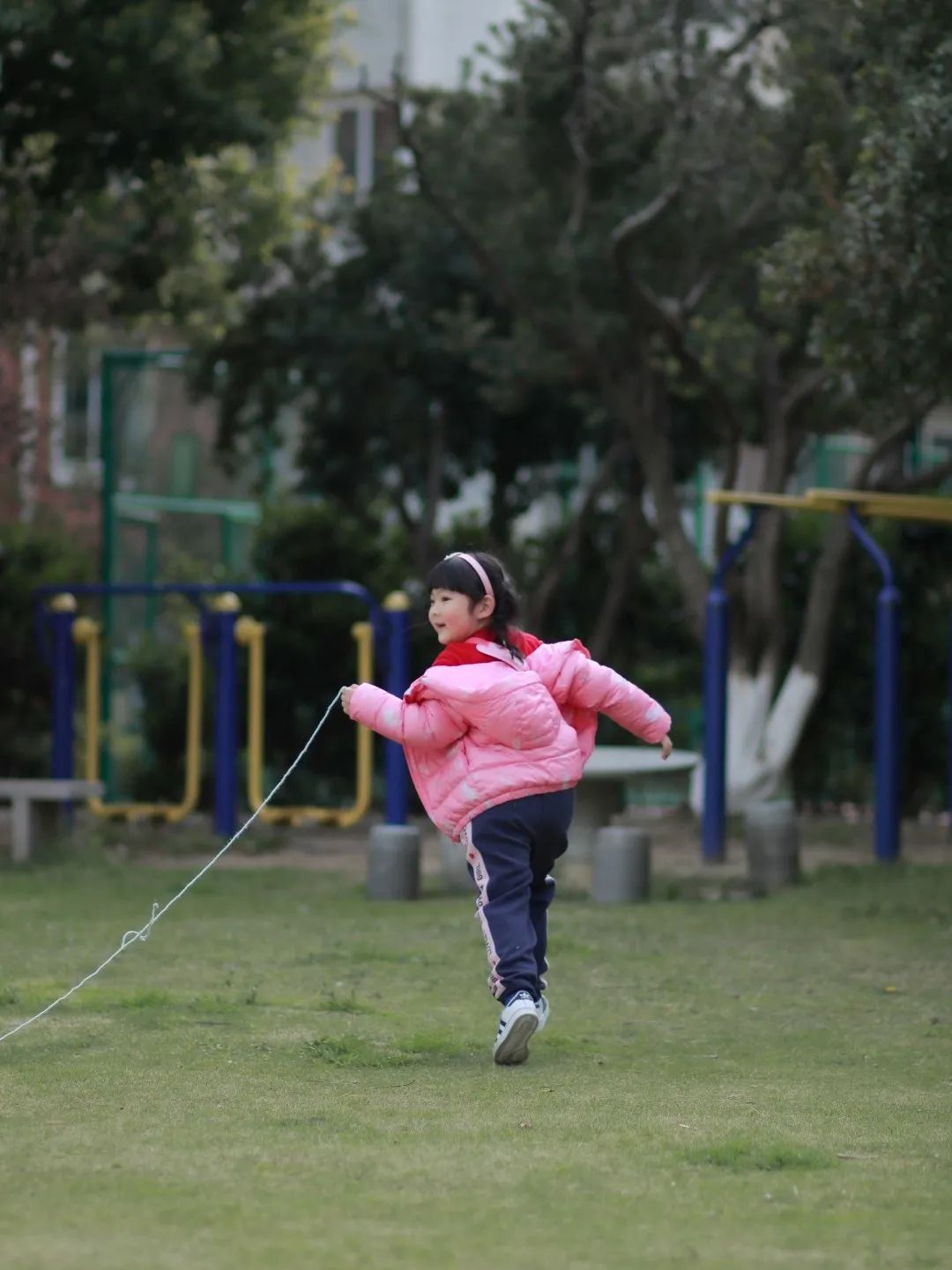 混龄儿童交往的重要性_混龄经验心得_幼儿园混龄游戏