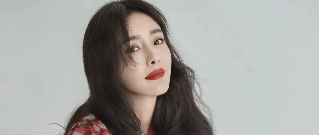 杨幂为资本“献身”？宋茜欧豪在一起过？张柏芝贾乃亮关系好？陈晓转型失败？网红直播赚钱？