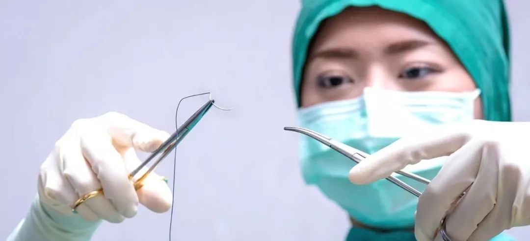 种植手术中部分缝合归纳