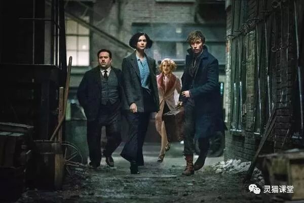 历届奥斯卡最佳服装设计大赏，这些手稿你肯定是第一次见到！