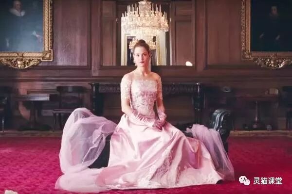 历届奥斯卡最佳服装设计大赏，这些手稿你肯定是第一次见到！