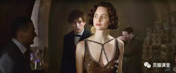 历届奥斯卡最佳服装设计大赏，这些手稿你肯定是第一次见到！