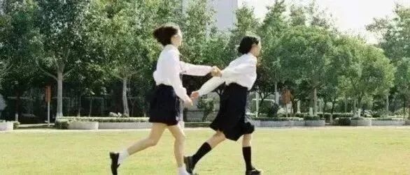 清华教授怒斥：这3个被捧上天的教育“骗局”很可能毁了孩子！