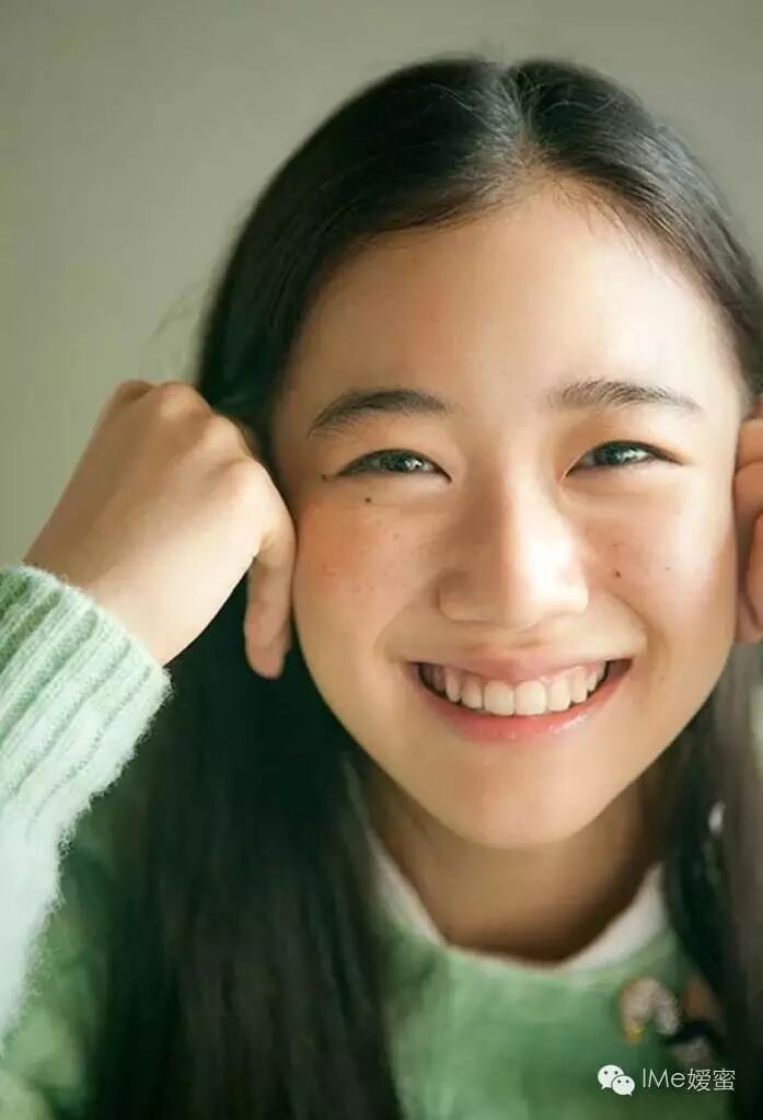 微微一笑很倾城她的笑美得让人震撼