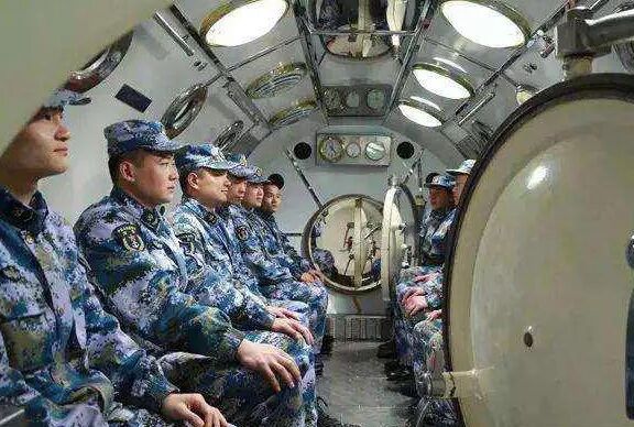 牙齿整齐对于潜艇兵来说有多重要？关键时刻能救命