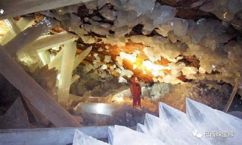 墨西哥巨型水晶洞续真正的水晶矿脉墨西哥奇瓦瓦的奈卡水晶矿剑之洞