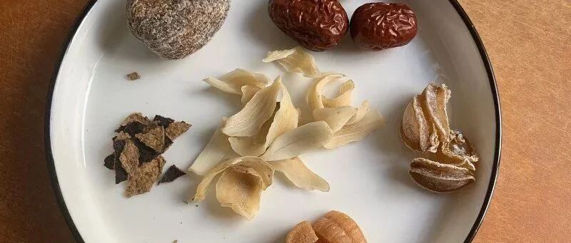 手把手教你用陈皮煲广东靓汤，滋阴补肾、润肺养颜。