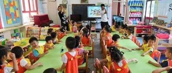 春节！别人夸奖你家孩子，你是怎么回复的？90%的家长都做错了