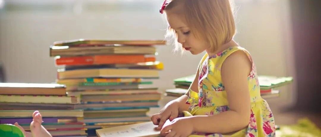 您已关注幼儿园手工满1年，诚邀您领取30本童书（包邮）