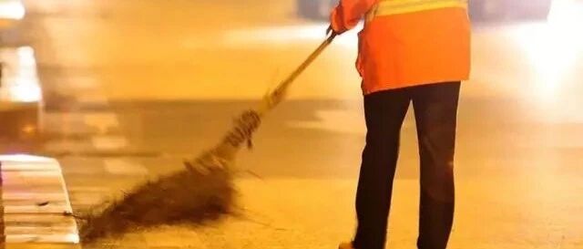 五一劳动节，儿童做家务年龄对照表，舍不得用孩子才害了他!