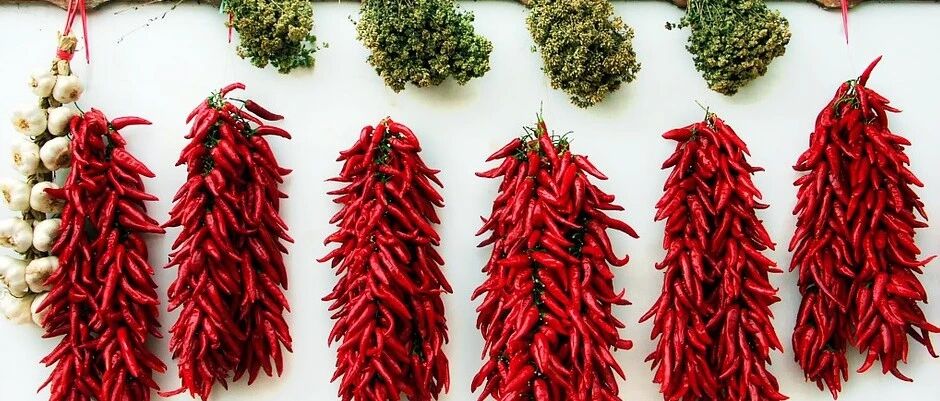 选麻辣锅底还是番茄锅底？