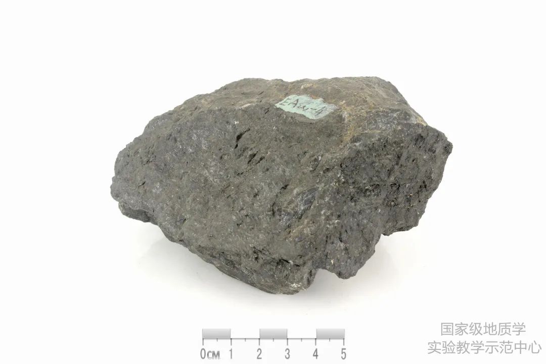 收藏备用！岩矿标本鉴别汇总，赶快学起来~的图39