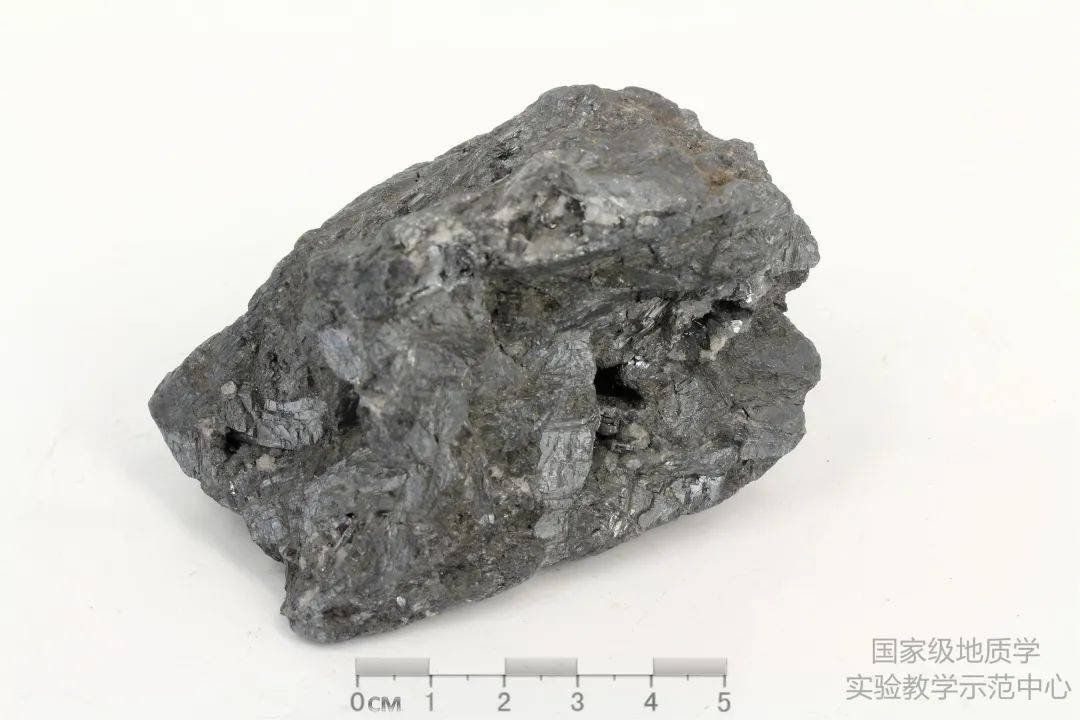 收藏备用！岩矿标本鉴别汇总，赶快学起来~的图24