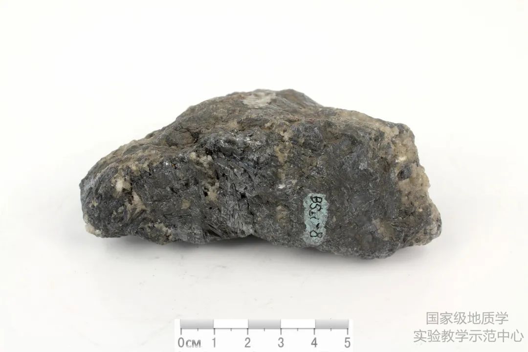 收藏备用！岩矿标本鉴别汇总，赶快学起来~的图41